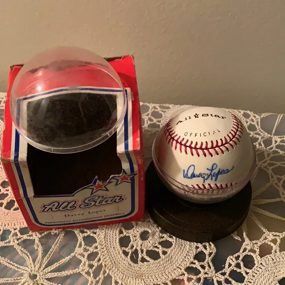 All Star Davey Lopes Autographed Baseball read below please 👇